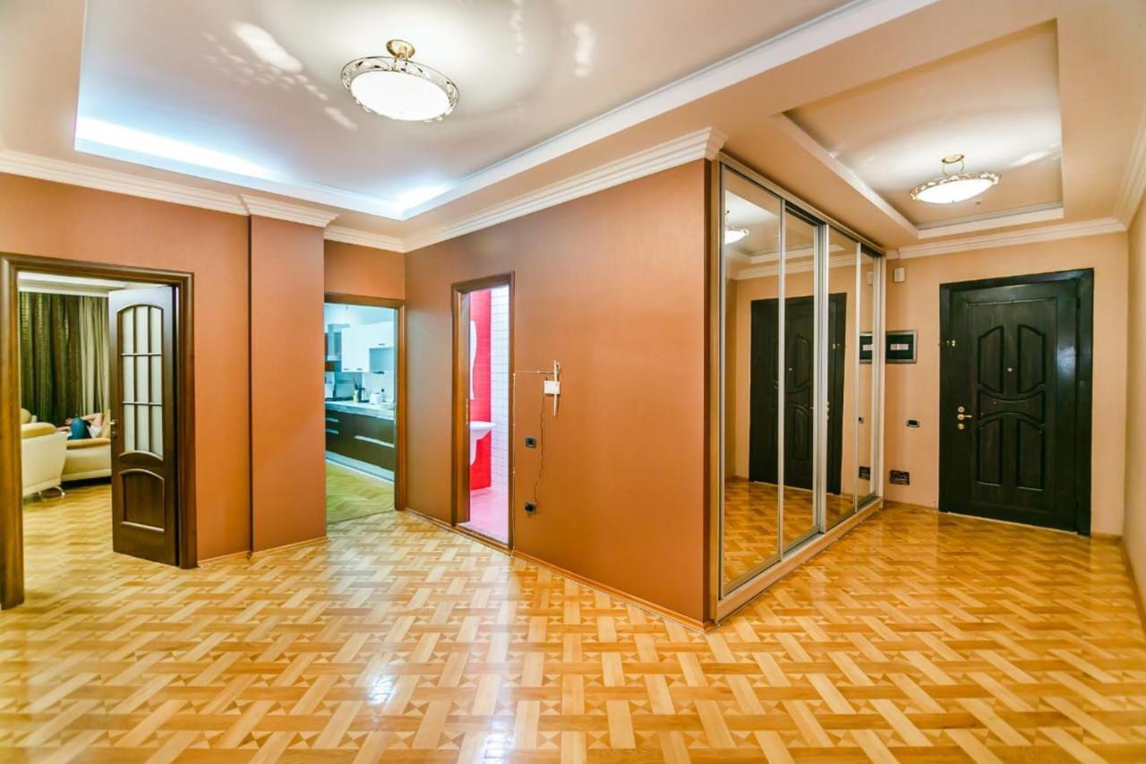 Vip Apartment Number One Baku Kültér fotó