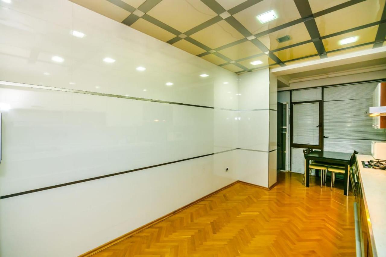 Vip Apartment Number One Baku Kültér fotó